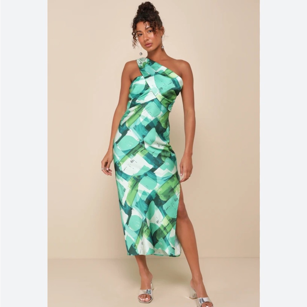 NWT Lulus Iconic Presence Green Abstract Dress in Size Large.